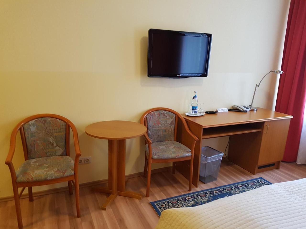 Hotel Am Kuhbogen 호프 외부 사진